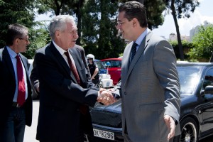 Ο Περιφερειάρχης Κεντρικής Μακεδονίας Απ Τζιτζικώστας με τον πρόεδρο της ΔΗΜΑΡ Φ Κουβελη 2