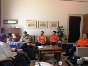 140523_O_Perifereiarxis_Ap_Tzitzikostas_Me_Tin_Epilekti_Omada_Eidikon_Apostolon_02