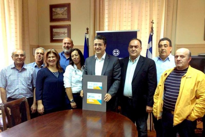 141002_O_Perifereiarchis_K_Makedonias_Ap_Tzitzikostas_me_artopoious_drasis_geitones