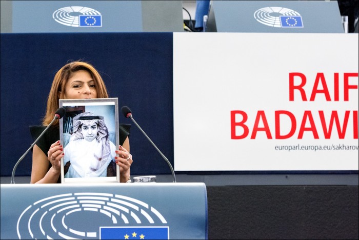 H Ensaf Haidar, σύζυγος του φυλακισμένου ακτιβιστή ανθρωπίνων δικαιωμάτων, από τη Σαουδική Αραβία, Raif Badawi