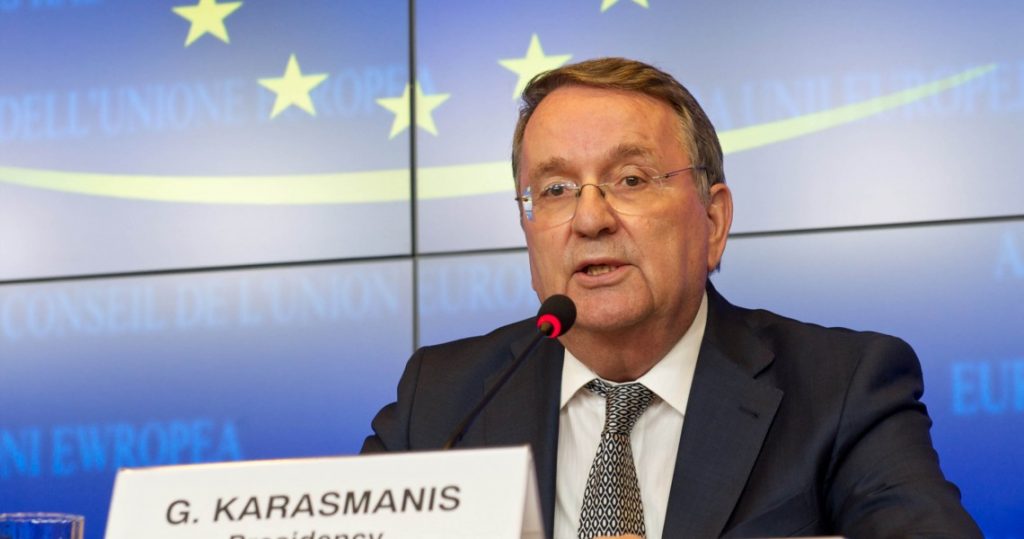 Γ. Καρασμάνης : Προκηρύξτε και εφαρμόστε προγράμματα, αντί για εξαγγελίες, παράτες, συνέδρια και περιοδείες