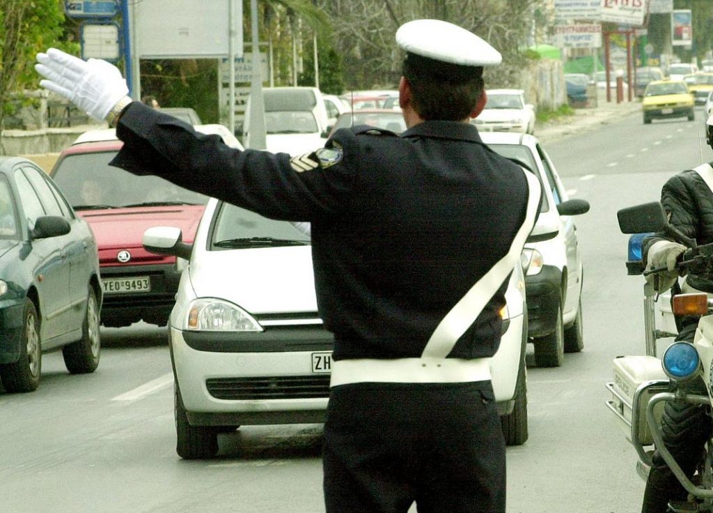 «Παράβαση της εβδομάδας» Συνεχίζεται το στοχευμένο πρόγραμμα της Ελληνικής Αστυνομίας για την αντιμετώπιση των «επικίνδυνων» τροχονομικών παραβάσεων