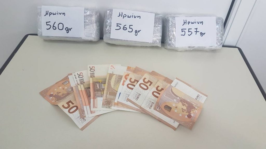 Συνελήφθησαν από αστυνομικούς του Τμήματος Ασφάλειας Έδεσσας 2 άτομα στο σπίτι των οποίων βρέθηκε πάνω από 1,5 κιλό ηρωίνης