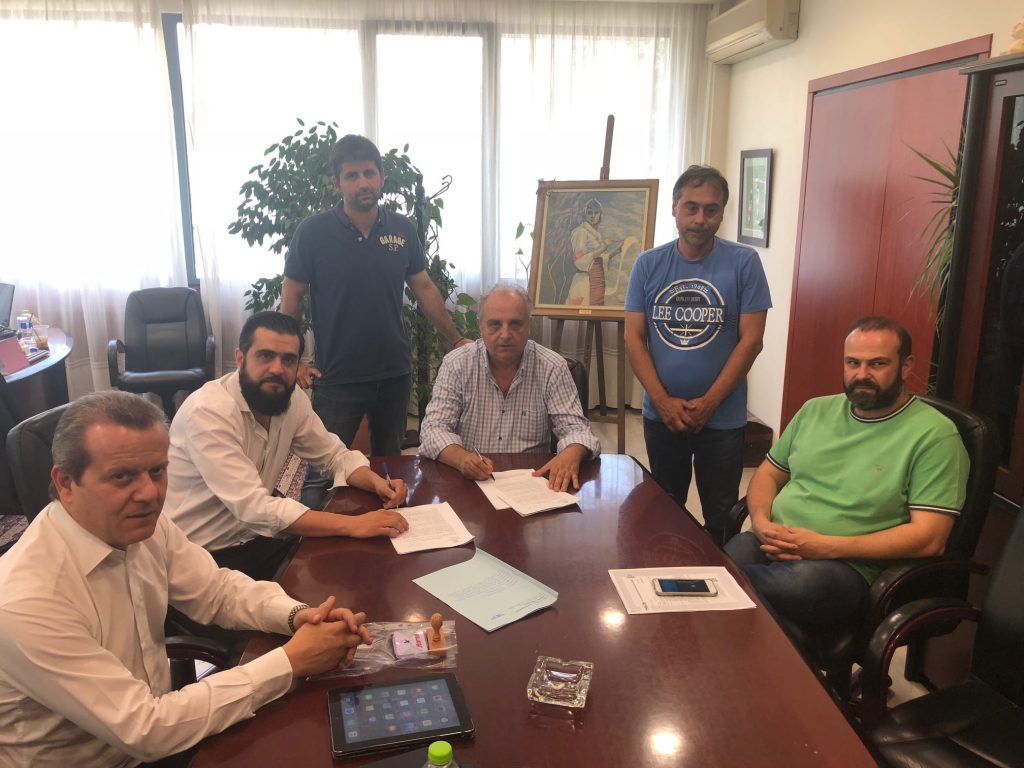 Υπογραφή σύμβασης για την εγκατάσταση φωτιστικών σωμάτων νέας τεχνολογίας LED
