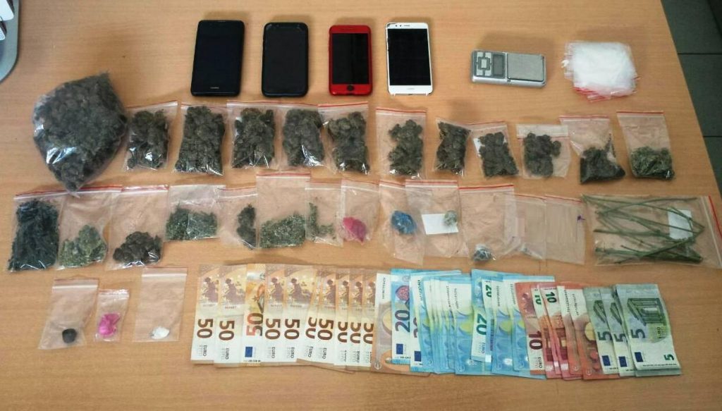 Συλλήψεις 8 ατόμων σε Σέρρες και Θεσσαλονίκη για παράβαση της νομοθεσίας περί ναρκωτικών