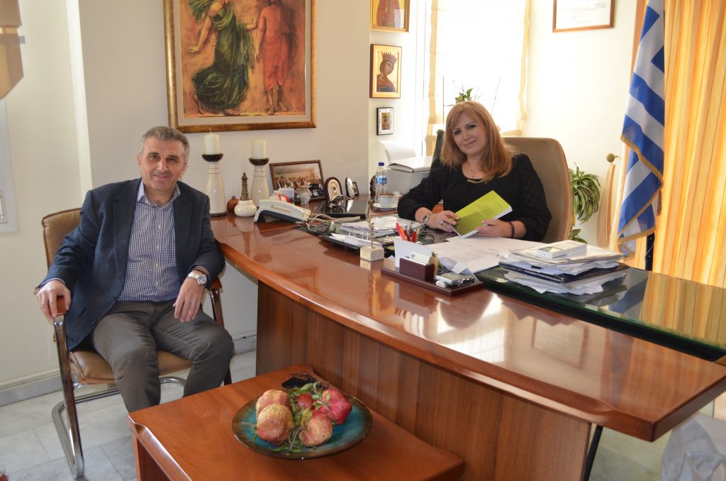 Συνάντηση της Δημάρχου Σκύδρας Κατερίνας Ιγνατιάδου με τον Συντονιστή Εκπαιδευτικού Έργου Φιλολόγων Παύλο Περπερίδη