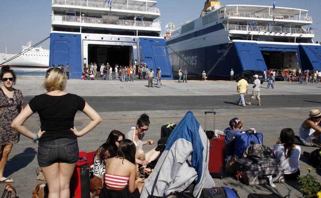 Δωρεάν η μεταφορά των οχημάτων των δικαστικών αντιπροσώπων