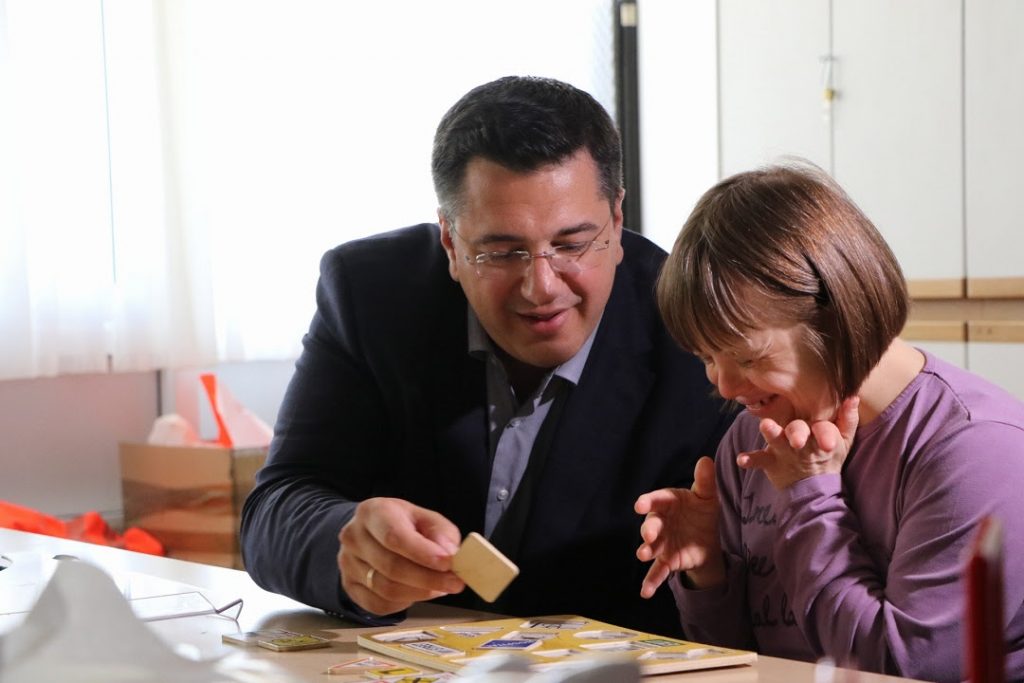 Α. Τζιτζικώστας στην Εταιρεία Σπαστικών Βορείου Ελλάδος : «Εδώ χτυπάει η καρδιά της αλληλεγγύης, της προσφοράς και της αγάπης στο συνάνθρωπό μας»