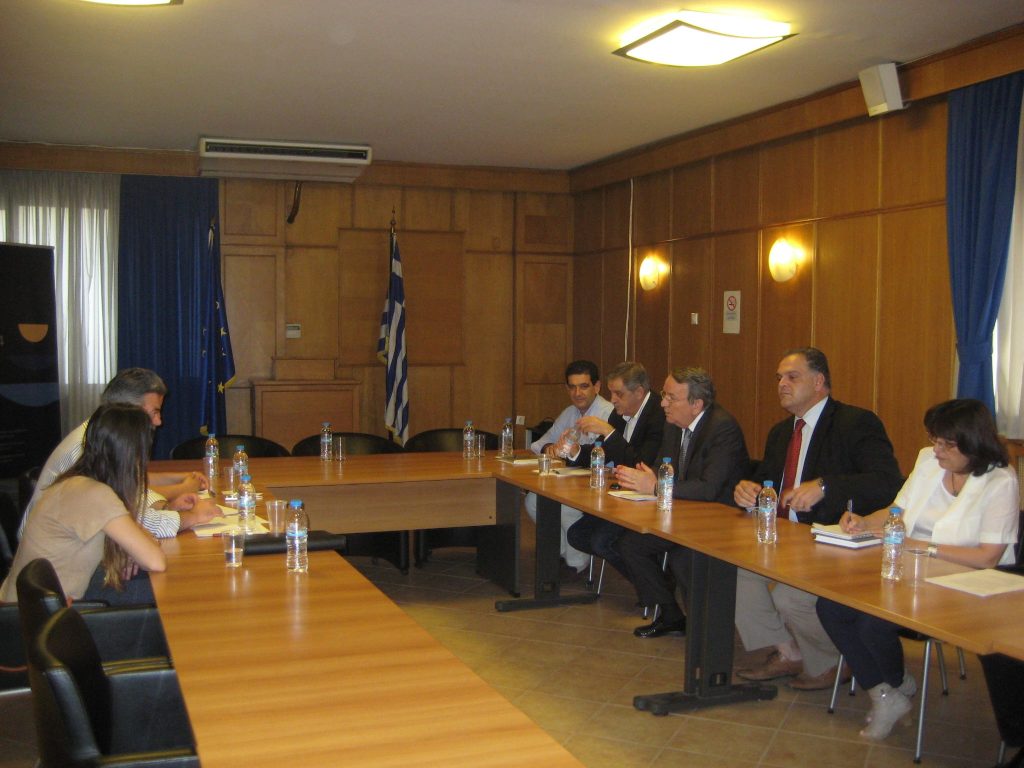 «Ντροπή τους! Εμπαίζουν μέχρι και την τελευταία στιγμή τους παραγωγούς»!