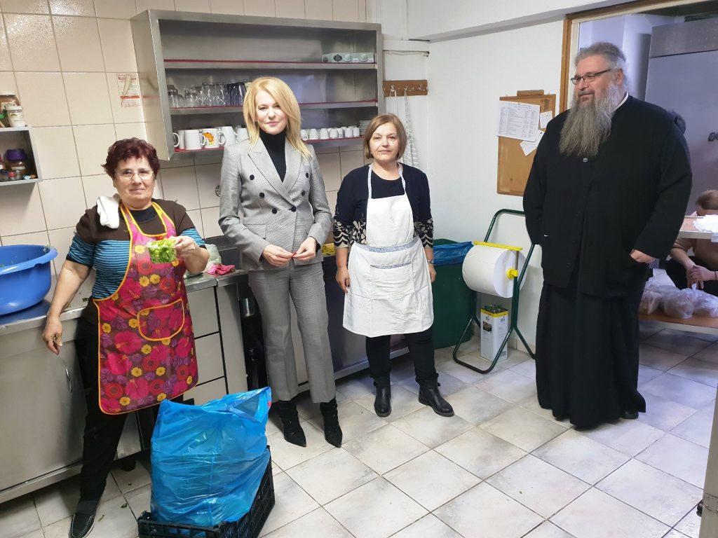 Επισκέψεις της Θεοδώρας Τζάκρη σε Κοινωνικά Ιδρύματα και Φορείς του Ν. Πέλλας