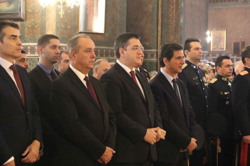 Ο Περιφερειάρχης Κεντρικής Μακεδονίας Απόστολος Τζιτζικώστας στην Αρχιερατική Θεία Λειτουργία της Πρωτοχρονιάς