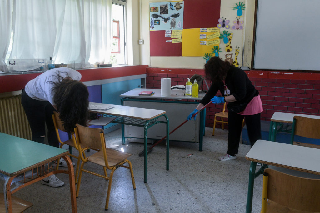 Κοινοβουλευτική παρέμβαση του ΚΚΕ με επίκαιρη ερώτηση για την μόνιμη και σταθερή εργασία για τους εργαζόμενους στη σχολική καθαριότητα