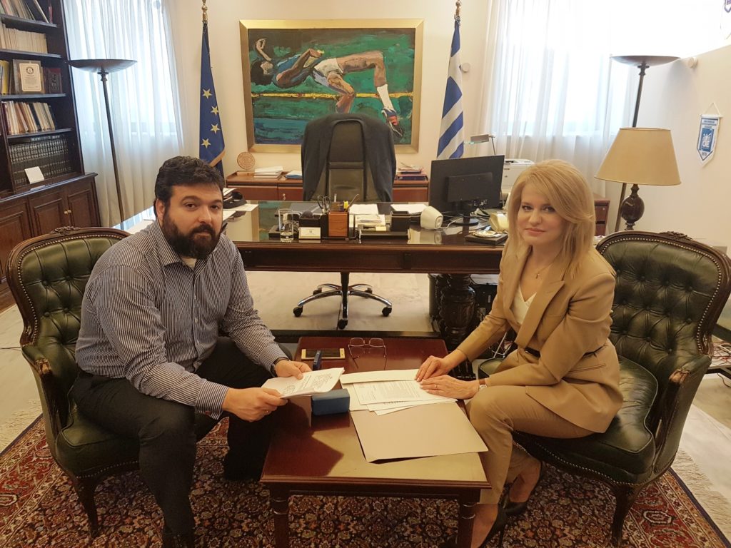 Δικαιώθηκε ο αγώνας της Θεοδώρας Τζάκρη για τις αθλητικές υποδομές του Δήμου Αλμωπίας