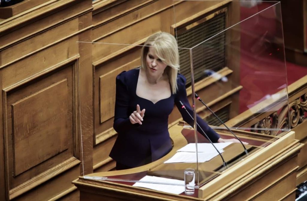Θ. Τζάκρη - Ερώτηση για πρόγραμμα ΕΠΑνΕΚ_μικρά τουριστικά καταλύματα