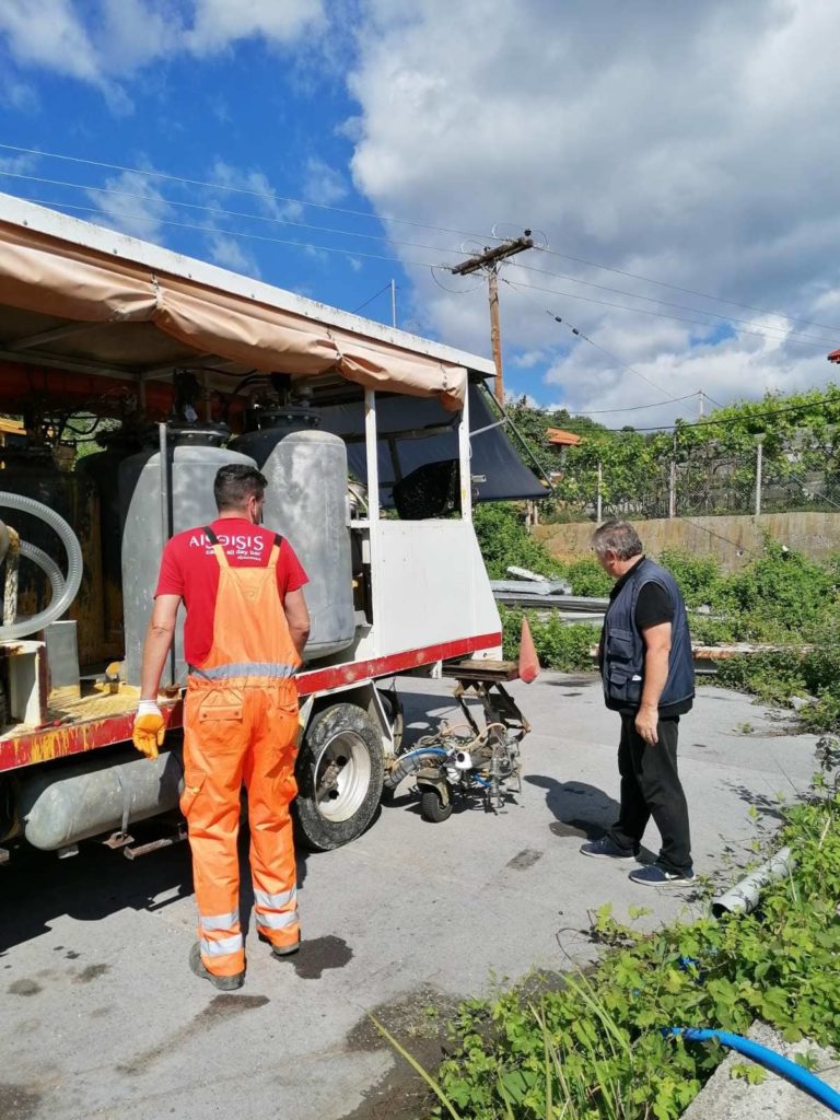 Παραχώρηση διαγραμμιστικού μηχανήματος της ΠΕ Πέλλας στο Δήμο Πέλλας
