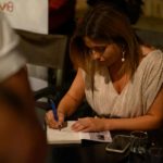 Η συγγραφέας του βιβλίου Αληθινές γυναίκες Αρετή Χαρτοφύλακα.