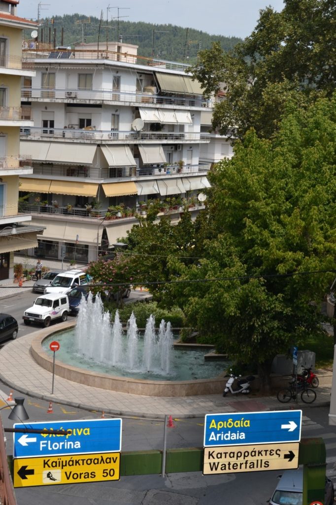 Νέο χειμερινό ωράριο καταστημάτων