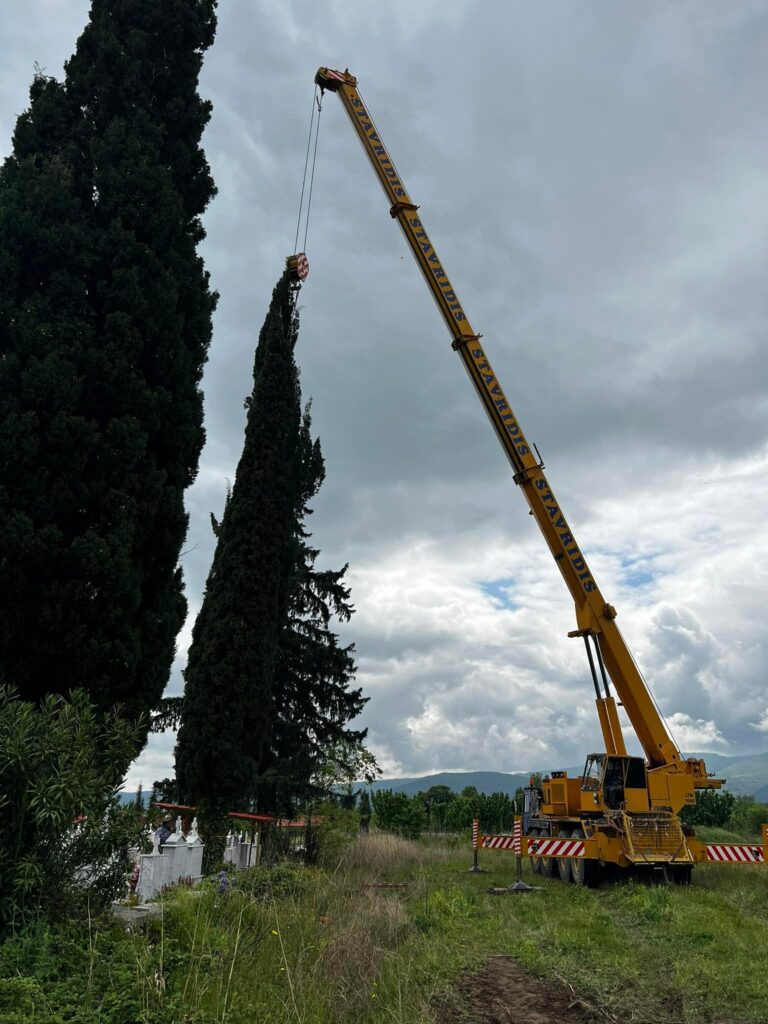 Σε εξέλιξη βρίσκεται ο καθαρισμός των κοιμητηρίων στις κοινότητες του Δήμου Αλμωπίας