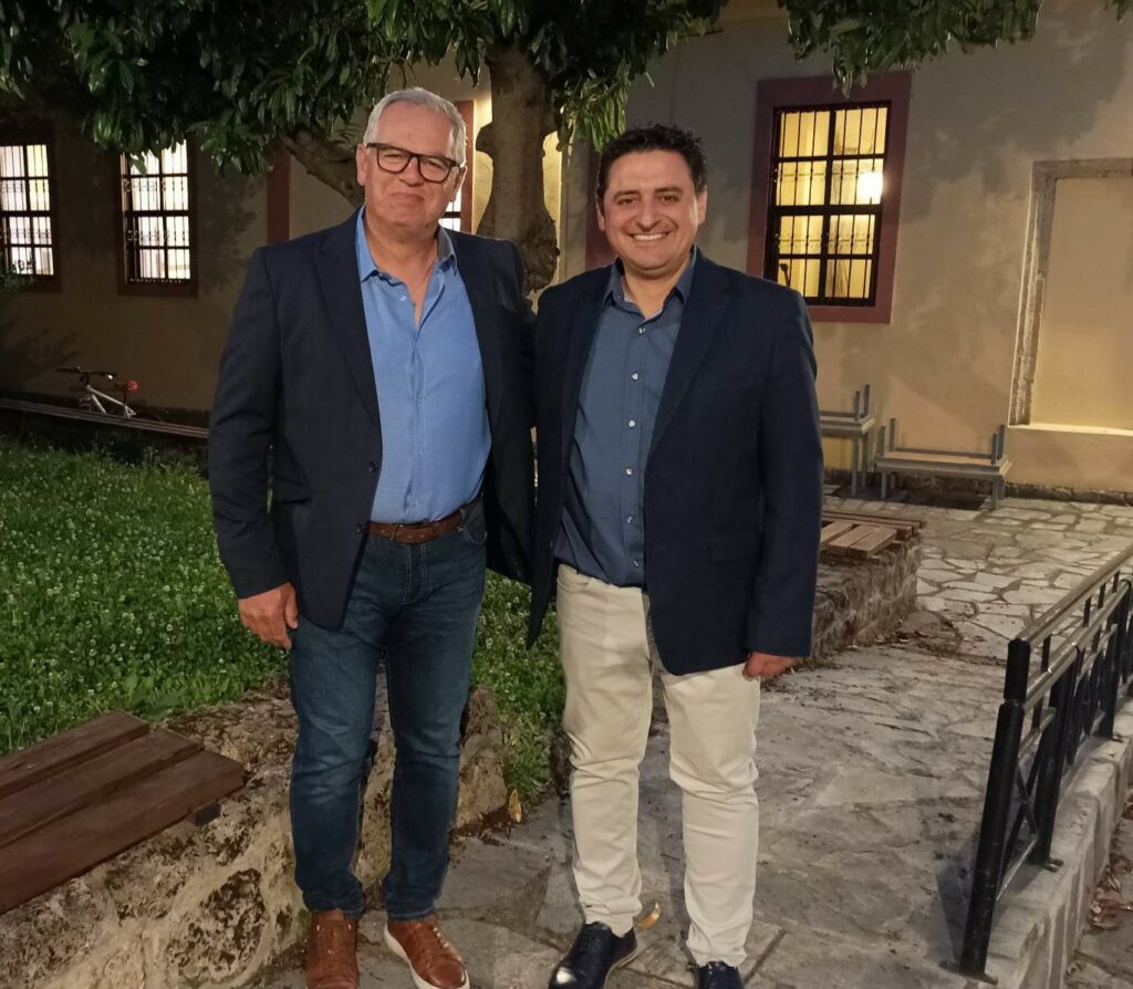 Κοινωνία σε Κίνηση : Παρουσίαση Γιώργου Γάτση