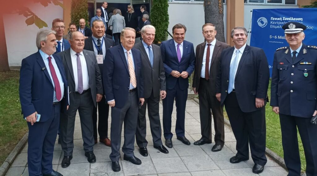 Συνάντηση του Γιώργου Καρασμάνη με τον Αντιπρόεδρο της Κομισιόν Μαργαρίτη Σχοινά όπου τέθηκε και το τεράστιο θέμα των συνεπειών της κλιματικής κρίσης