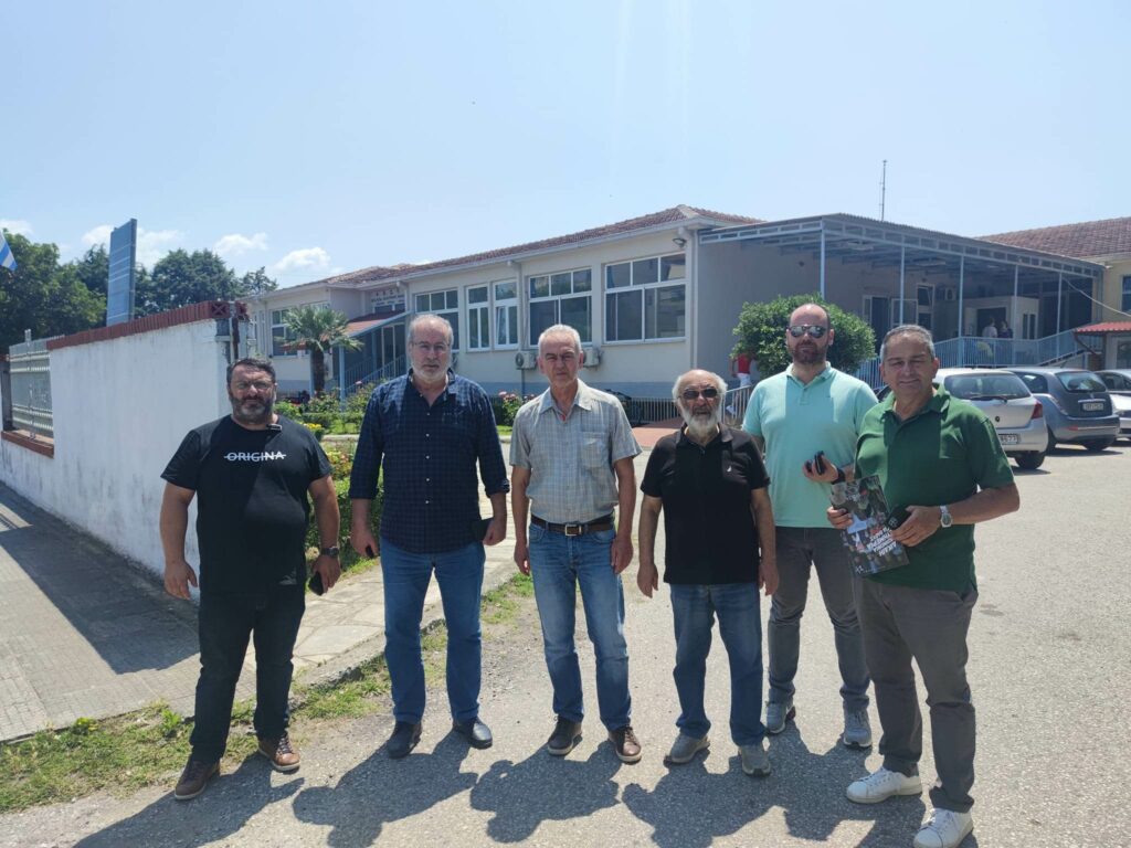 Κλιμάκιο της ΟΜ ΣΥΡΙΖΑ Αλμωπίας στο Κέντρο Υγείας Αριδαίας και στο ΕΚΑΒ Αριδαίας