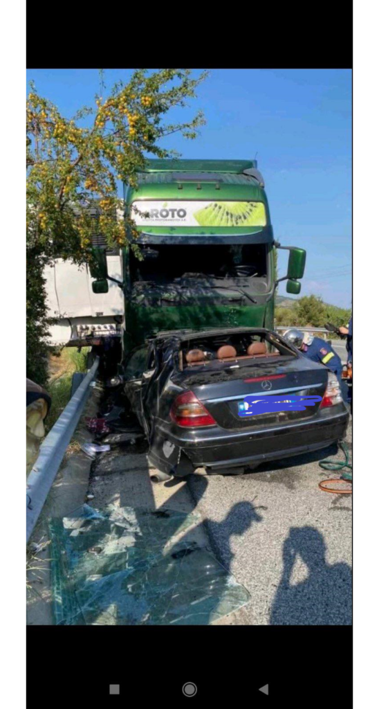 Συγκλονιστικό τροχαίο δυστύχημα σημειώθηκε το απόγευμα στην περιφερειακή οδό Έδεσσας