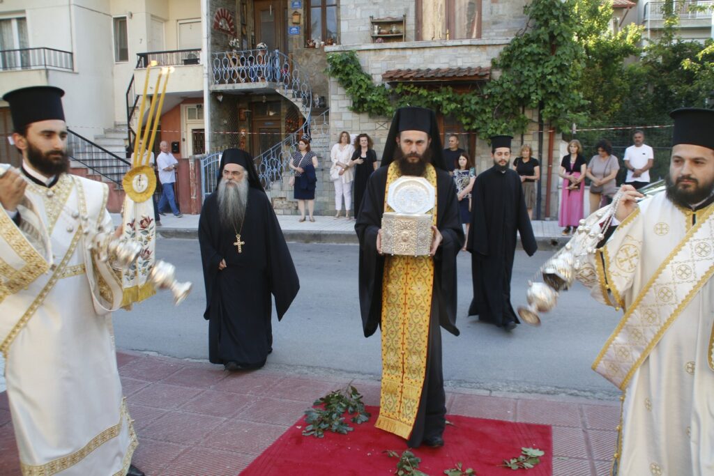 ΛΑΜΠΡΟΣ ΕΟΡΤΑΣΜΟΣ ΤΟΥ ΑΓΙΟΥ ΚΑΛΛΙΝΙΚΟΥ ΣΤΗΝ ΕΔΕΣΣΑ