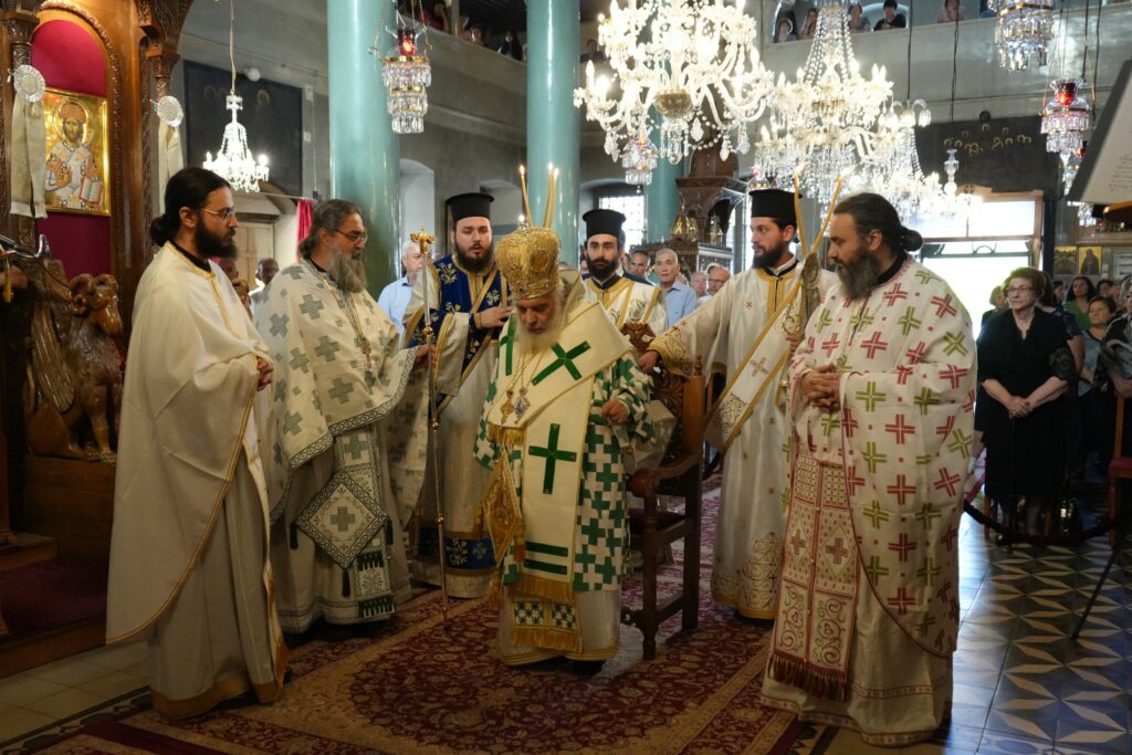 ΠΑΝΗΓΥΡΙΚΟΣ ΕΣΠΕΡΙΝΟΣ ΚΑΙ ΑΡΧΙΕΡΑΤΙΚΗ Θ. ΛΕΙΤΟΥΡΓΙΑ ΣΤΟΝ ΙΣΤΟΡΙΚΟ ΝΑΟ ΤΩΝ ΓΙΑΝΝΙΤΣΩΝ