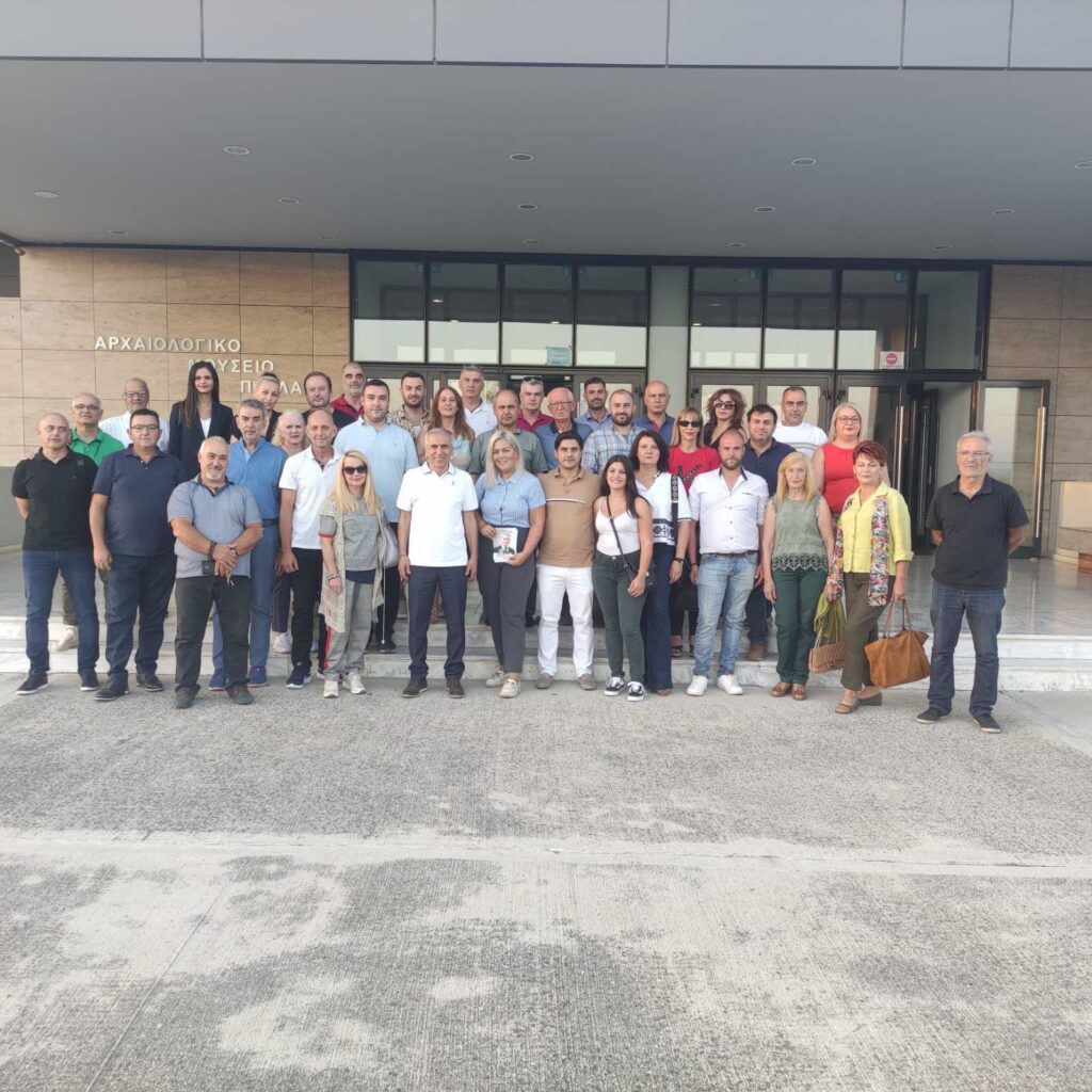 ΝΕΟΣ ΚΥΚΛΟΣ ΕΠΑΦΩΝ ΜΕ ΤΟΥΣ ΚΑΤΟΙΚΟΥΣ ΑΠΟ ΤΟΝ ΚΑΣΤΕΡΙΔΗ