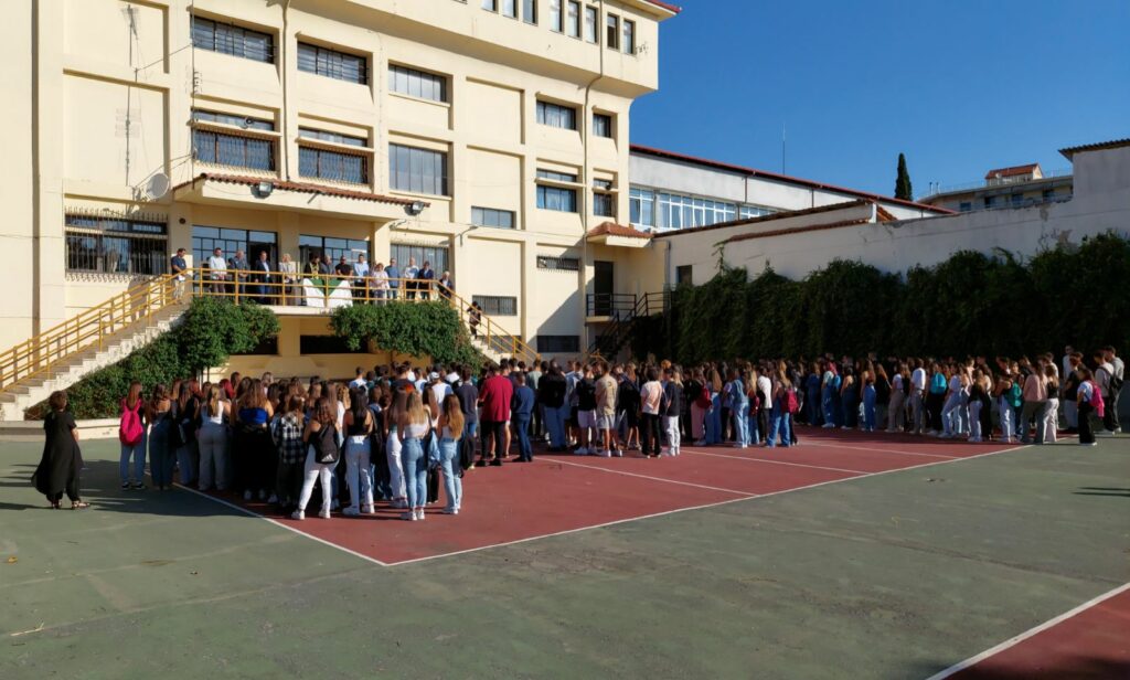 Στον Αγιασμό του 1ου ΓΕΛ και του 2ου Γυμνασίου Έδεσσας ο Αντιπεριφερειάρχης, Ιορδάνης Τζαμτζής