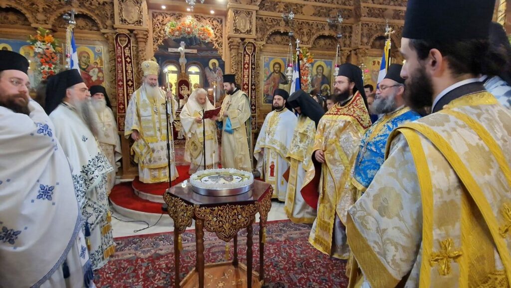 ΑΡΧΙΕΡΑΤΙΚΗ ΣΥΓΧΟΡΟΣΤΑΣΙΑ ΚΑΙ ΣΥΛΛΕΙΤΟΥΡΓΟ ΣΤΑ 111α ΕΛΕΥΘΕΡΙΑ ΤΗΣ ΑΡΙΔΑΙΑΣ