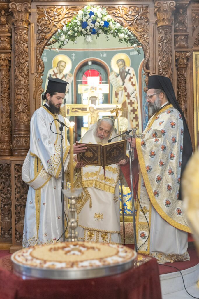 ΑΡΧΙΕΡΑΤΙΚΗ Θ. ΛΕΙΤΟΥΡΓΙΑ ΣΤΑ ΓΙΑΝΝΙΤΣΑ ΚΑΙ ΠΡΟΣΚΥΝΗΣΗ ΤΟΥ Ι. ΛΕΙΨΑΝΟΥ ΤΗΣ ΑΓΙΑΣ ΑΝΝΗΣ ΣΤΗΝ ΠΑΝΗΓΥΡΗ ΤΟΥ ΑΓ. ΝΙΚΟΛΑΟΥ