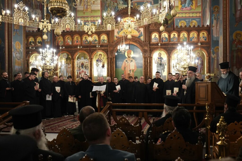 ''ΑΣΤΡΟΝ ΗΔΗ ΑΝΑΤΕΤΑΛΚΕΝ'' - ΠΡΑΓΜΑΤΟΠΟΙΗΘΗΚΕ Η ΕΚΔΗΛΩΣΗ ΤΗΣ ΣΧΟΛΗΣ ΒΥΖ. ΜΟΥΣΙΚΗΣ ΤΗΣ Ι.Μ. ΕΔΕΣΣΗΣ