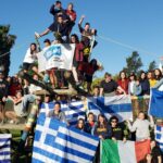 Μαθητές ανταλλαγής απ’ όλο τον κόσμο στην Ουρουγουάη. Μεταξύ των μαθητών βρίσκονται η Εύα, ο Αχιλλέας και ο Θοδωρής από Αθήνα, Άγιο Στέ