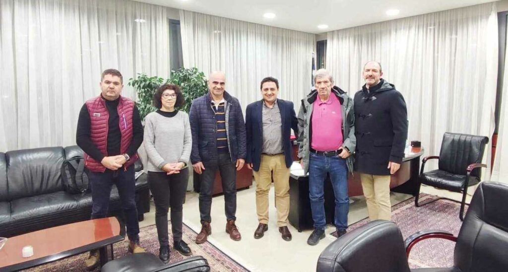 ΕΟΣ ΕΔΕΣΣΑΣ : ΕΥΧΑΡΙΣΤΗΡΙΟ ΤΟΥ ΣΥΛΛΟΓΟΥ ΣΤΟΝ ΔΗΜΑΡΧΟ ΈΔΕΣΣΑΣ ΓΙΑΝΝΗ ΤΣΕΠΚΕΝΤΖΗ