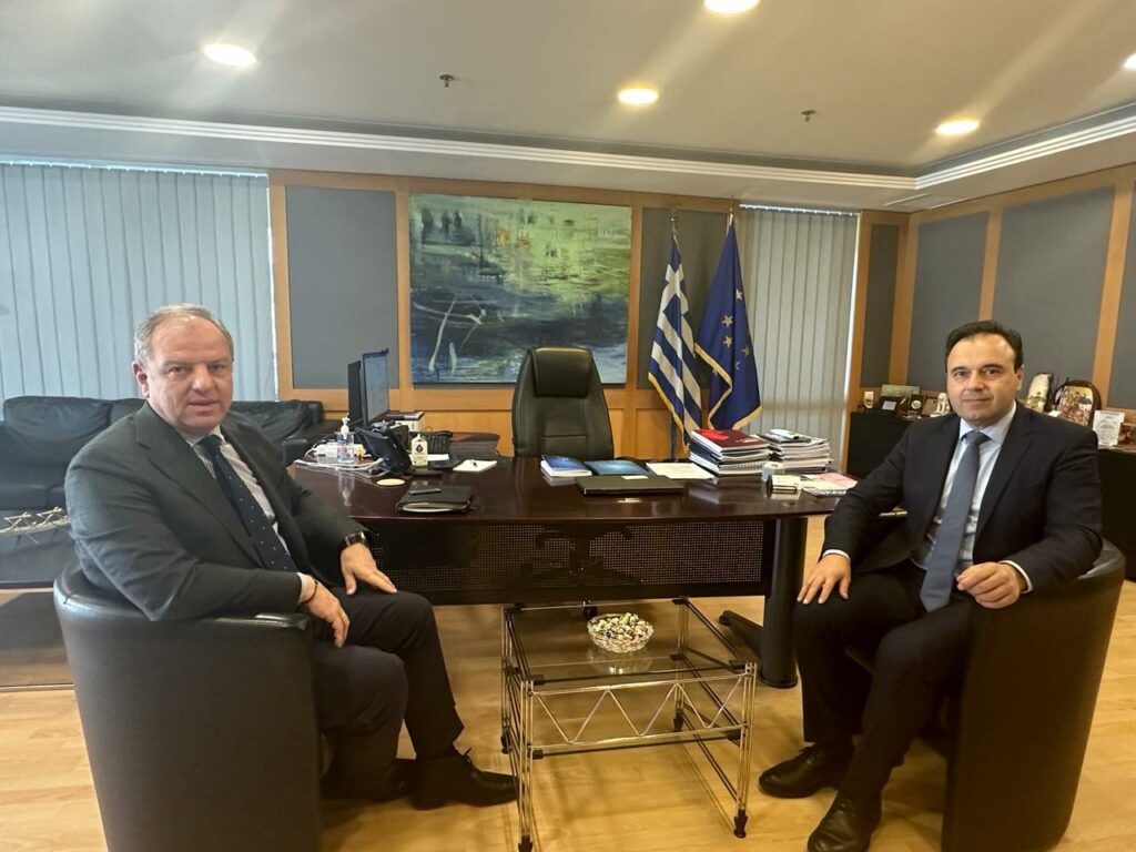 Την πορεία του Ultra-Fast Broadband με επίκεντρο την Πέλλα συζήτησαν ο ΥφΑΑΤ Δ. Σταμενίτης και ο Υπ. Ψηφιακής Διακυβέρνησης