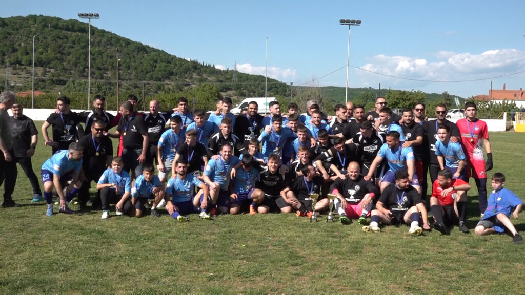 Η Ελπίδα Έδεσσας και η Δόξα Π. Μυλοτόπου απέδειξαν χθες το απόγευμα στο γήπεδο του Άγρα ότι το ποδόσφαιρο... ενώνει (φωτορεπορτάζ)