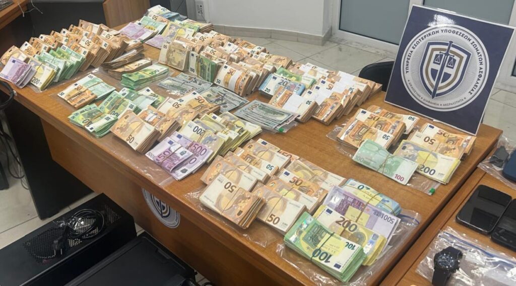 Συνελήφθησαν -21- άτομα, μέλη -3- εγκληματικών οργανώσεων, για παράνομες πράξεις στον τομέα της οικοδομικής δραστηριότητας σε περιοχές της Βόρειας Ελλάδας