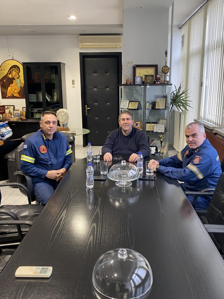 Επίσκεψη των νέων Διευθυντών Αστυνομίας και Πυροσβεστικής κκ. Δημήτριου Γεωργίτσα και Απόστολου Κώνστα στο γραφείο Αντιπεριφερειάρχη Πέλλας