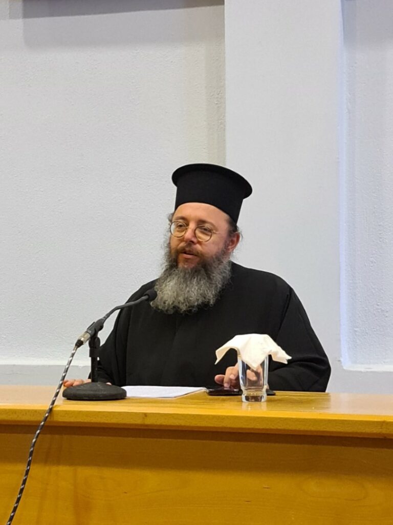 ΕΔΕΣΣΑ: 2η ΙΕΡΑΤΙΚΗ ΣΥΝΑΞΗ ΜΕ ΟΜΙΛΗΤΗ ΤΟΝ ΑΡΧΙΜ. ΠΟΡΦΥΡΙΟ ΦΡΑΓΚΑΚΟ ΚΑΙ ΔΕΗΣΗ ΓΙΑ ΤΑ ΘΥΜΑΤΑ ΤΩΝ ΤΕΜΠΩΝ