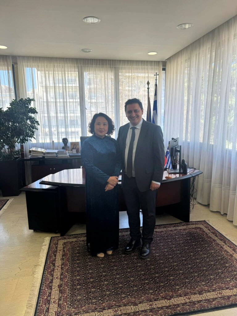 Τιμητική η Επίσκεψη της Πρέσβειρας της Σοσιαλιστικής Δημοκρατίας του Βιετνάμ κ. Pham Bich Thuy στην Έδεσσα, την πόλη των νερών και των κερασιών