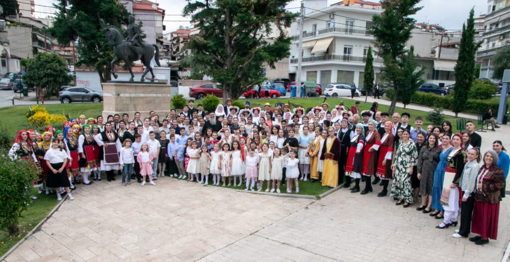Ολοκληρώθηκε το εορταστικό μουσικοχορευτικό διήμερο της ενορίας Αγ. Γεωργίου Γιαννιτσών
