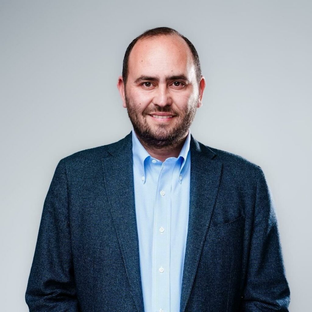 Ευχές Λάκη Βασιλειάδη για τις Πανελλήνιες