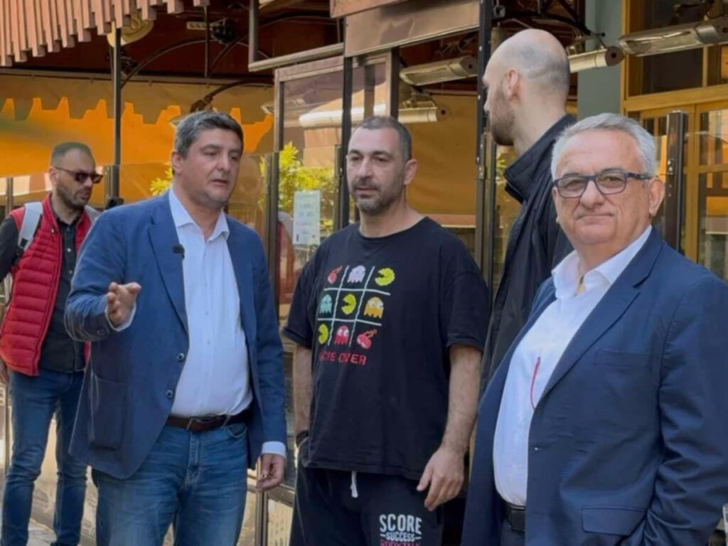 Δήμος Πέλλας : Συνεργασία για τα τραπεζοκαθίσματα στους κεντρικούς δρόμους