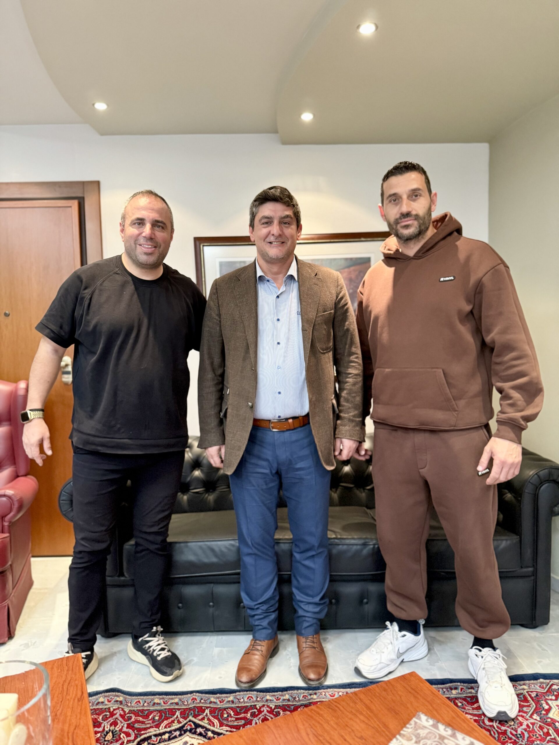 Συνάντηση Δημάρχου Πέλλας με τον Παγκόσμιο Πρωταθλητή TAE KWON DO Γιάννη Ιωαννίδη