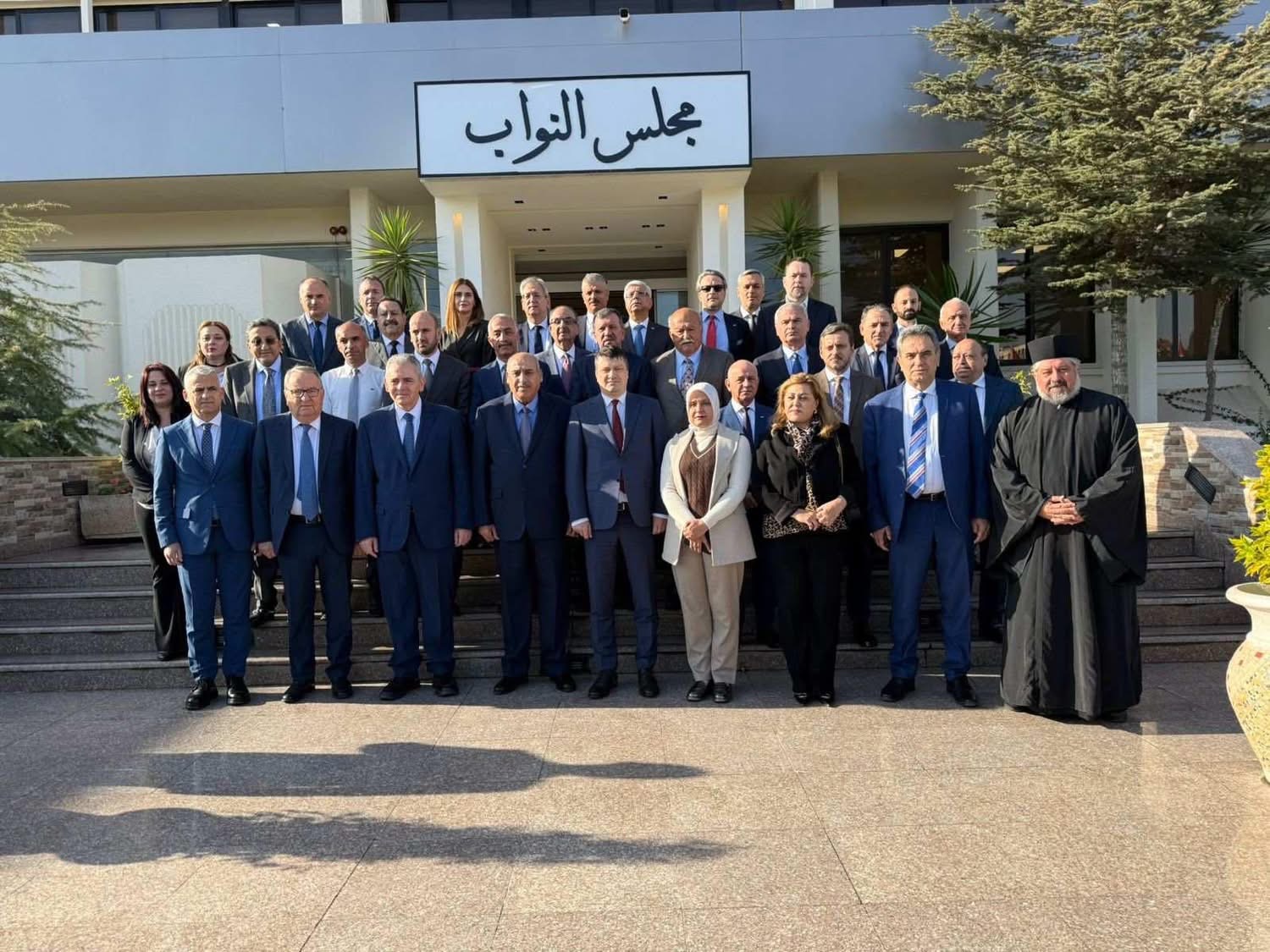 Γιώργος Καρασμάνης: Αναγκαία όσο ποτέ, η προστασία των χριστιανικών πληθυσμών στη Μέση Ανατολή