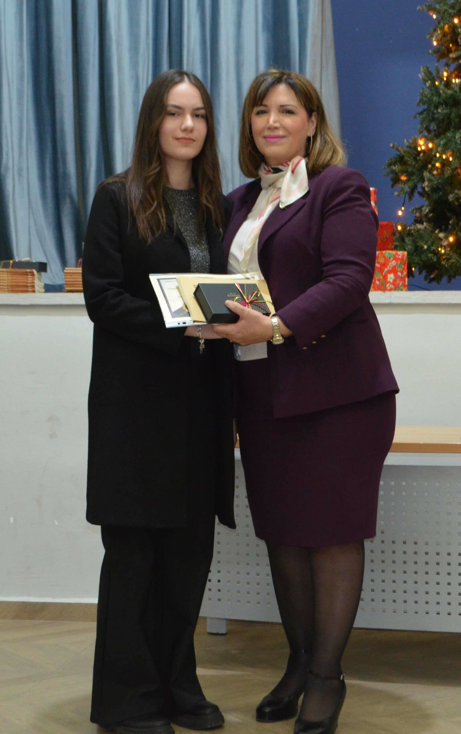 Ο Δήμος Σκύδρας βράβευσε τους επιτυχόντες στην Τριτοβάθμια Εκπαίδευση