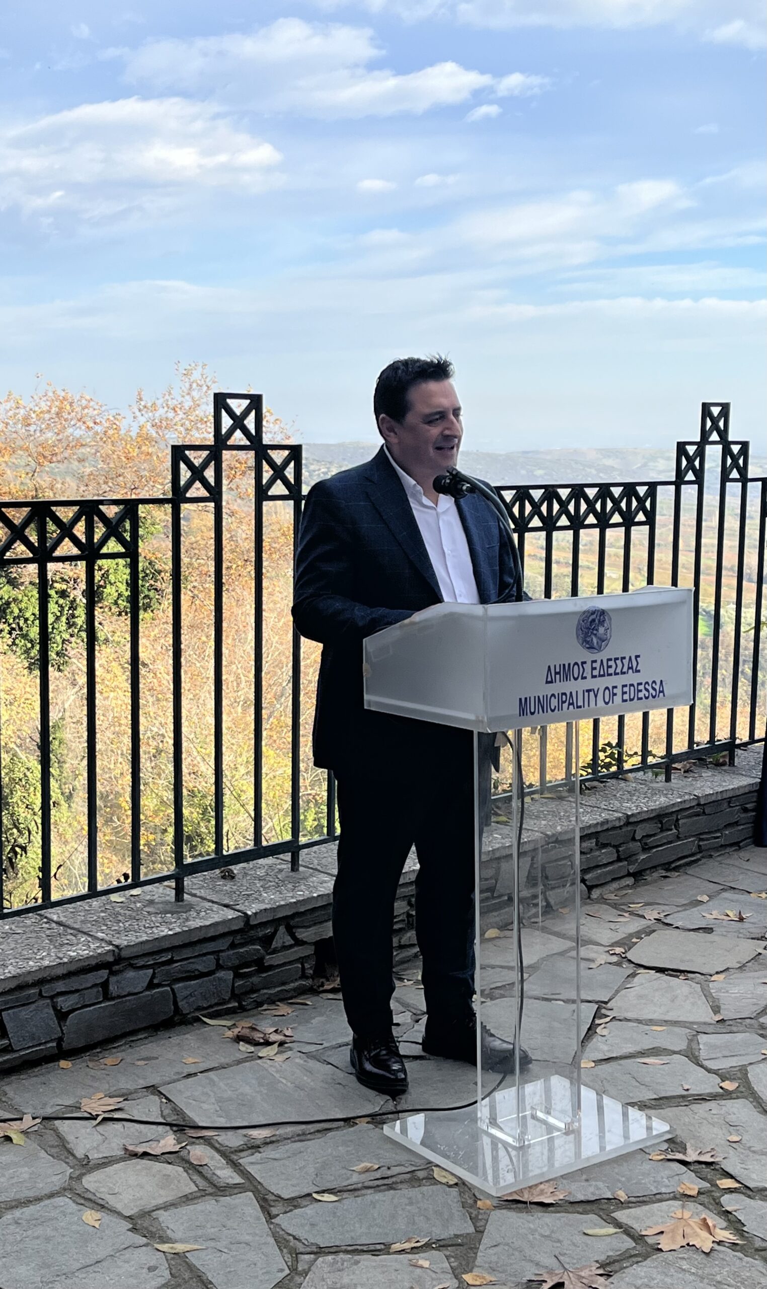 Έδεσσα και Παλαιός Άγιος Αθανάσιος στο Φως της Αιώνιας Ολυμπιακής Φλόγας