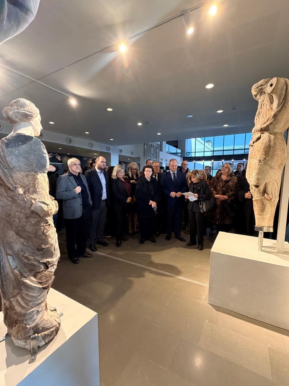 Ο Λάκης Βασιλειάδης από τα εγκαίνια του Αρχαιολογικού χώρου του Ανακτόρου Πέλλας: «Το μονοπάτι της ιστορίας μας δημιουργεί την πολιτιστική κληρονομιά που οφείλουμε να διαφυλάξουμε και να αναδείξουμε»