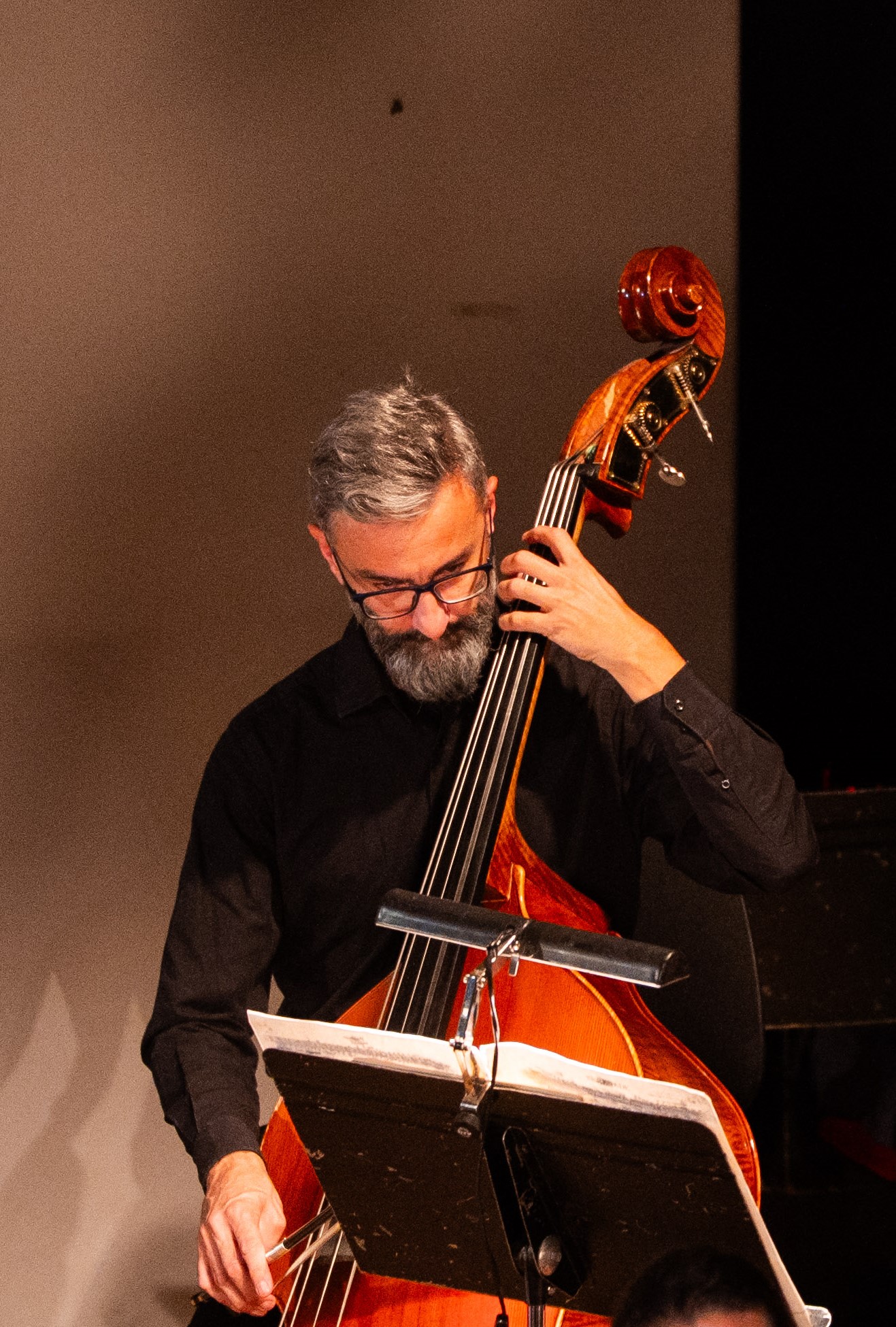 Ο Μιχάλης Σαπουντζής με καταγωγή από την Δωροθέα συμμετέχει στη Χριστουγεννιάτικη Συναυλία